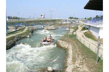 Slovensko Chata Vojka nad Dunajom, Exteriér